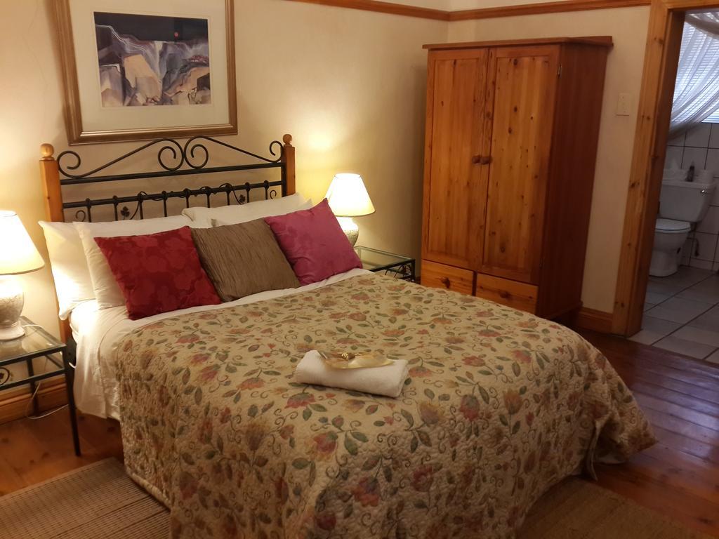 Cecil John Rhodes Guest House Kimberley Oda fotoğraf